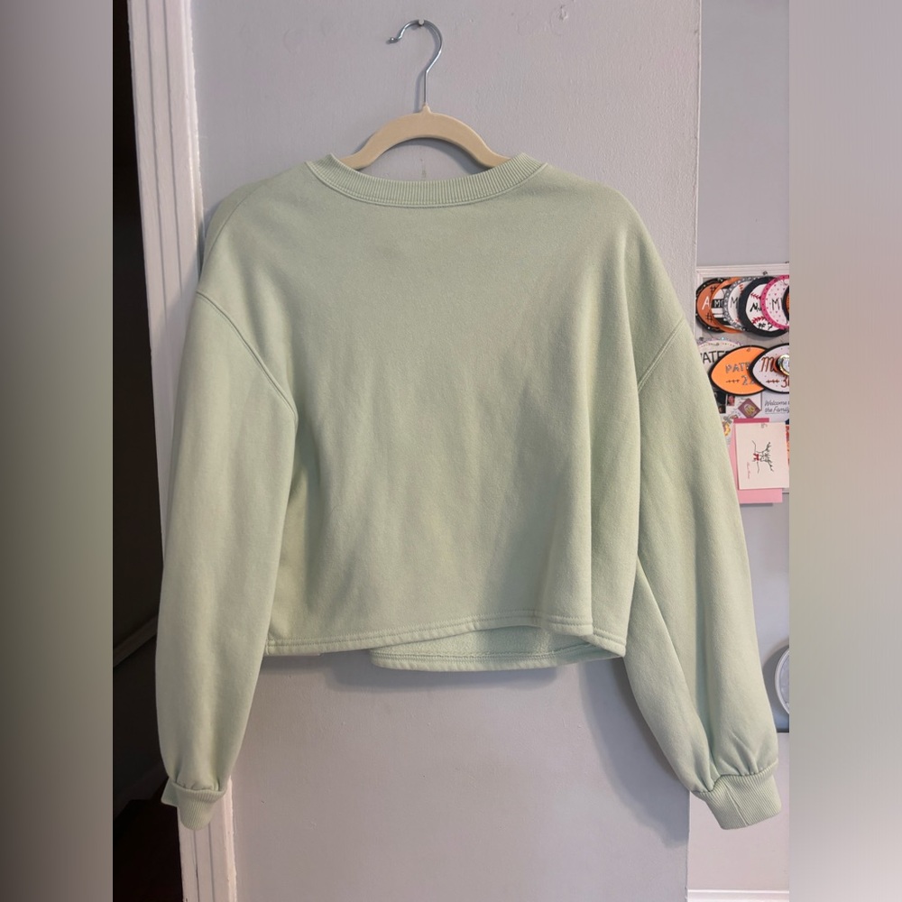 Universal Threads Goods Company Sweater